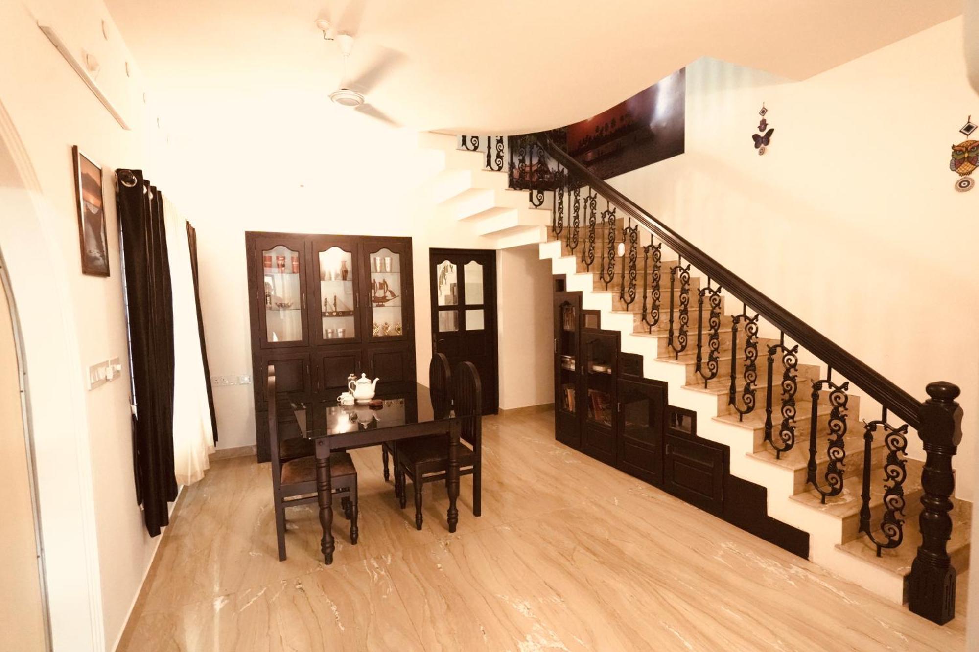 Daffodils Inn Alappuzha Bagian luar foto